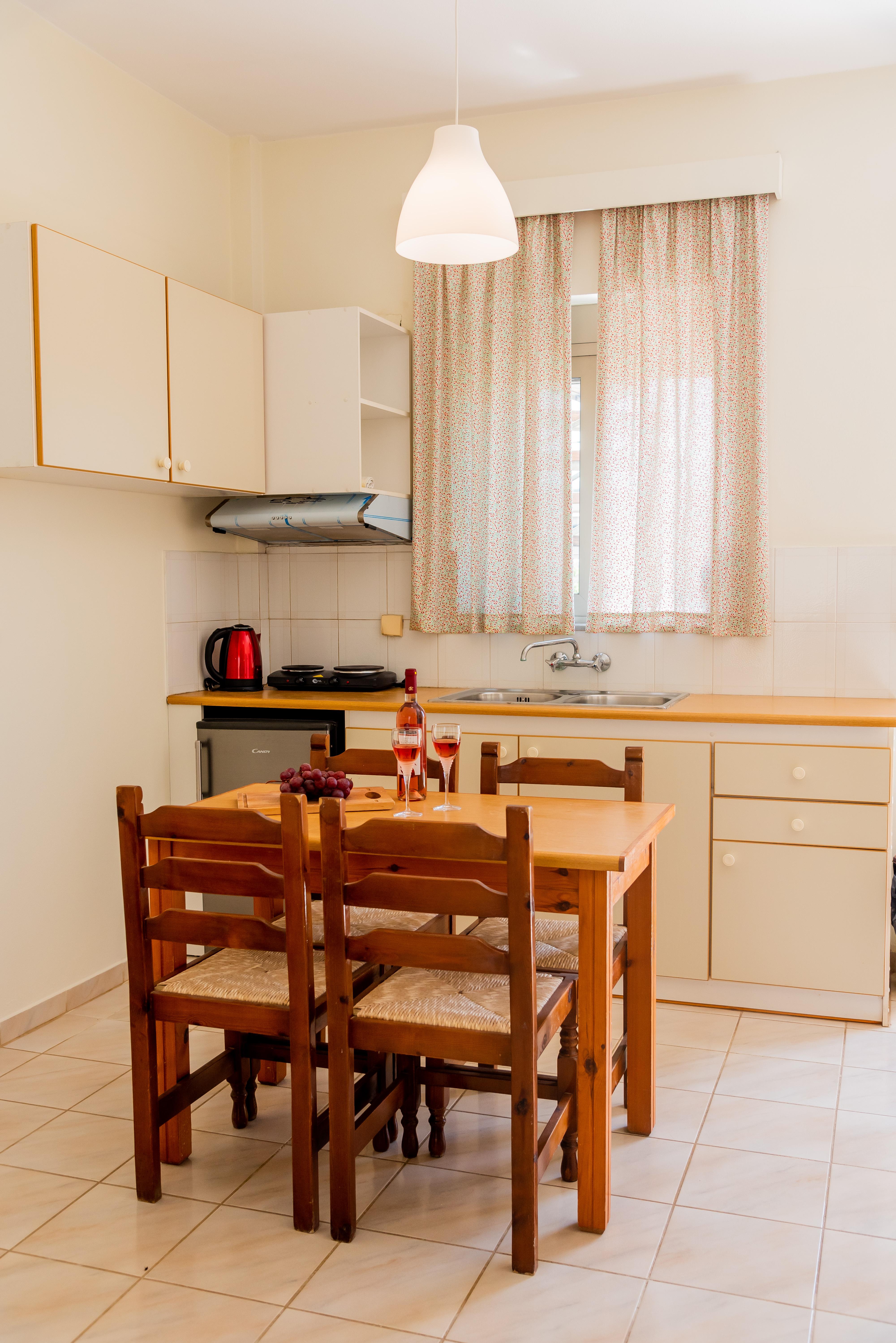 Almyra & Apartment *
