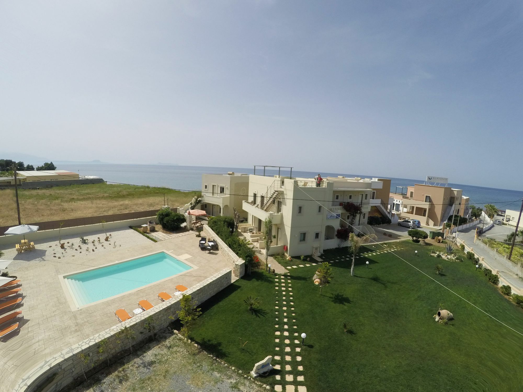 Almyra & Apartment